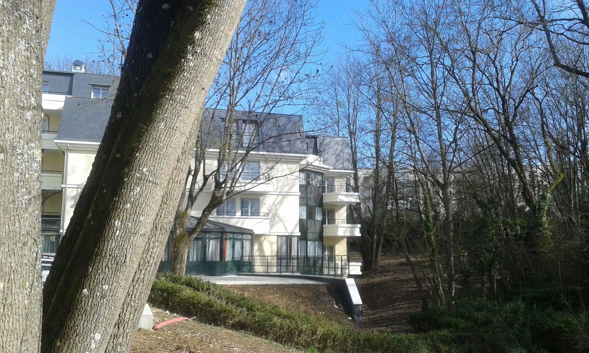 Appart hôtel Médicis Les Petites Roches Dijon