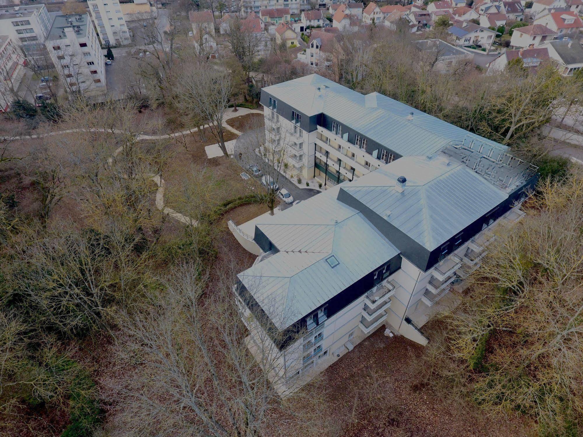 Appart hôtel Médicis Les Petites Roches *